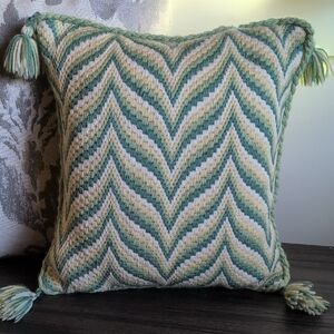 Bargello Needlepoint Vintage Pillow  Patterned Green and Cream Throw Pillow
